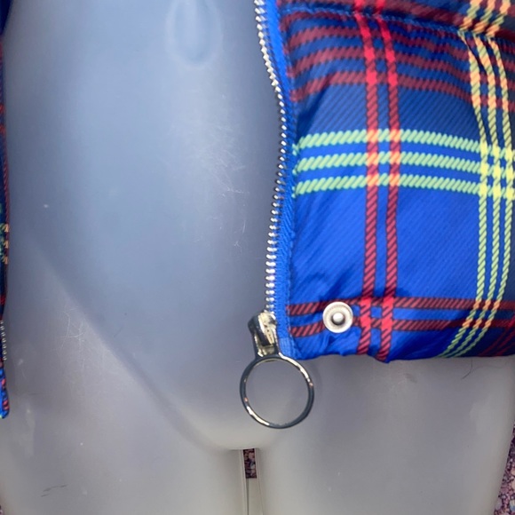 Brand New Foever21 Plaid Puffer Coat! - Picture 2 of 5